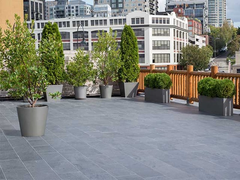 Rooftop Patio at Edgewater Hotel